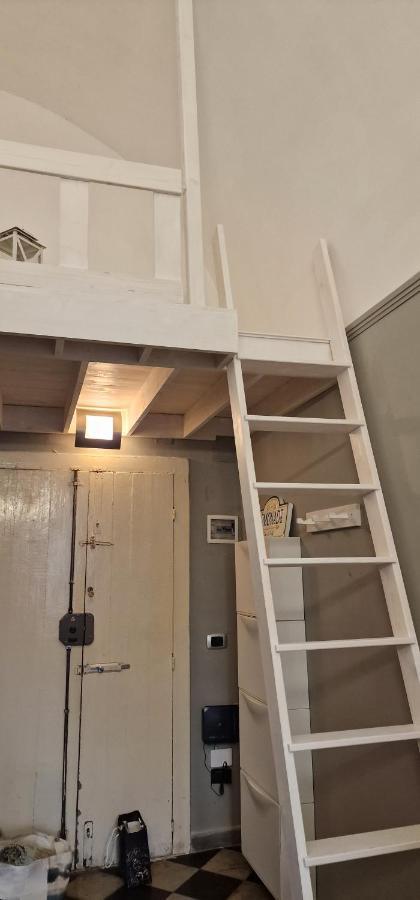 Casa Di Paola Via Napoli Bari Apartment Luaran gambar
